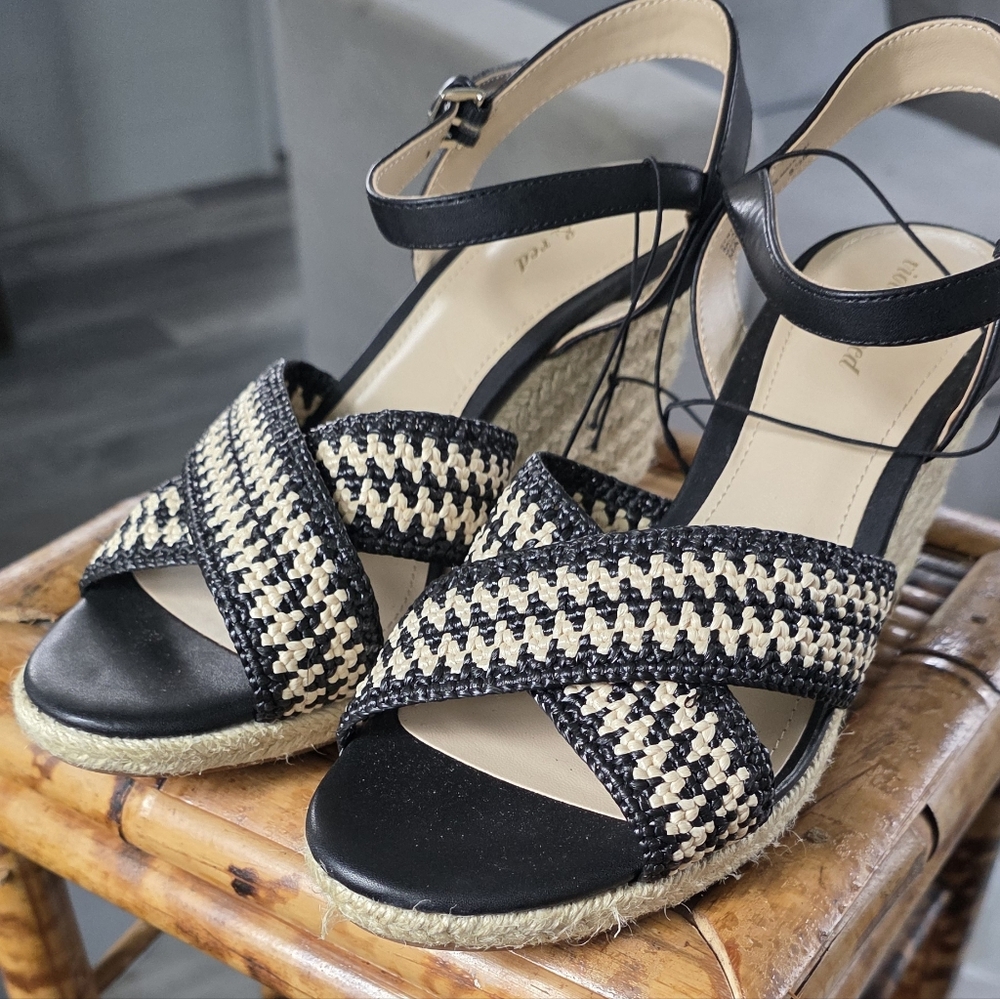 Elegant Black and Tan Woven Wedge Sandals